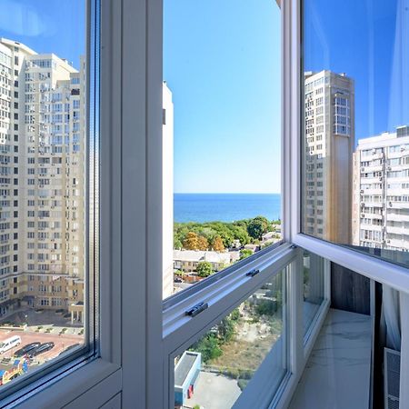 Светлая Квартира Новый Берег Odessa Dış mekan fotoğraf